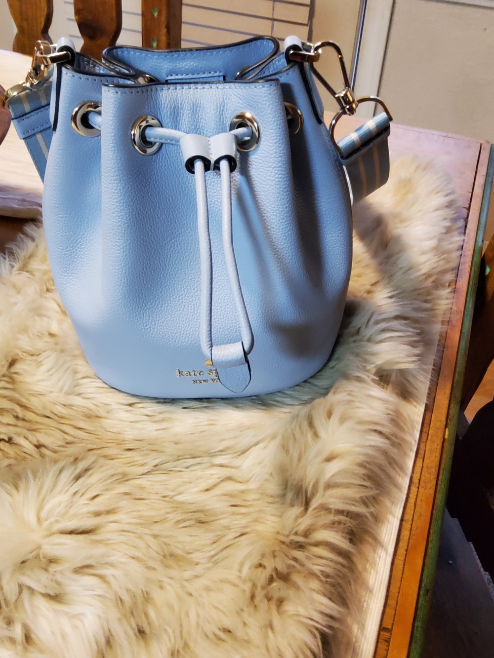Kate Spade Rose Mini Bucket Bag Beyond EUC